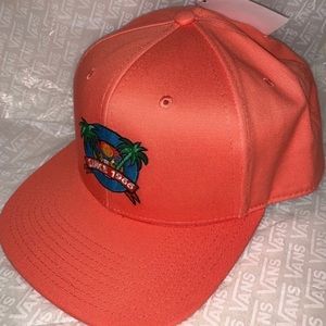 Free Vans hat 💜